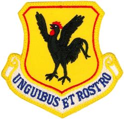 18th Wing
Translation: UNGUIBUS ET ROSTRO = With Talons and Beak
