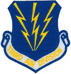 3d Air Division 
Lineage. Established as 3 Bombardment Division on 30 Aug 1943. Activated on 13 Sep 1943. Redesignated 3 Air Division on 1 Jan 1945. Inactivated on 21 Nov 1945. Organized on 23 Aug 1948. Discontinued on 1 May 1951. Redesignated 3 Air Division (Operational) on 8 Oct 1953. Activated on 25 Oct 1953. Inactivated on 1 Mar 1954. Redesignated 3 Air Division on 8 Jun 1954. Activated on 18 Jun 1954. Inactivated on 1 Apr 1970. Activated on 1 Jan 1975. Inactivated on 1 Apr 1992.

USA shiffli made
