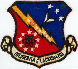 379th Bombardment Wing, Heavy
Translation: DILIGENTIA ET ACCURATIO = Precision and Accuracy
