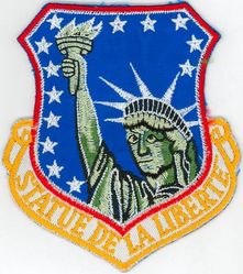 48th Tactical Fighter Wing
Translation: STATUE DE LA LIBERTE = The Statue of Liberty
