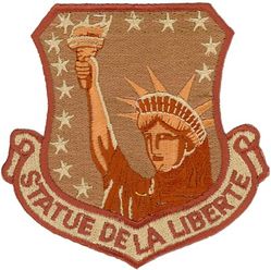 48th Fighter Wing 
Translation: STATUE DE LA LIBERTE = The Statue of Liberty
Keywords: desert