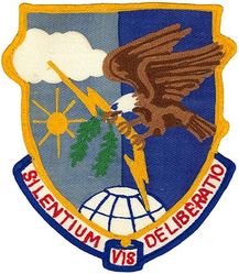 487th Bombardment Squadron, Medium
Translation: SILENTIUM VIS DELIBERATION - SECRECY STRENGTH DELIBERATE
Approved: 17 Sep 1954

