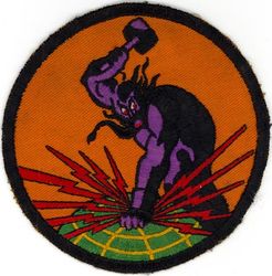 875th Bombardment Squadron, Very Heavy
Constituted 875th Bombardment Squadron (Very Heavy) on 19th Nov 1943. Activated on 20 Nov 1943. Inactivated on 4 Aug 1946.

WW-II era embroidered on twill
