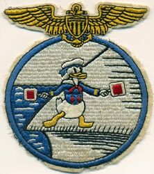 Landing Signal Officer School
The Landing Signal Officer School was established in 1943 at NAS Jacksonville, FL.

Insignia. US made, schiffli embroidery on wool. C. 1947

