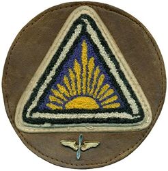 1st Observation Squadron, 1st Observation Squadron, Medium, 1st Reconnaissance Squadron, Special & 41st Photographic Reconnaissance Squadron
Organized as Company A, 4th Balloon Squadron on 13 Nov 1917. Redesignated: 9th Balloon Company on 25 Jul 1918; 9th Airship Company on 30 Aug 1921; 9th Airship Squadron on 26 Oct 1933; 1st Observation Squadron on 1 Jun 1937; 1st Observation Squadron (Medium) on 13 Jan 1942; 1st Observation Squadron on 4 Jul 1942; 1st Reconnaissance Squadron (Special) on 25 Jun 1943; 41st Photographic Reconnaissance Squadron on 25 Nov 1944; 41st Tactical Reconnaissance Squadron on 24 Jan 1946. Inactivated on 17 Jun 1946.
Insignia approved on 3 Jan 1933. US chenille embroidery.

Stations. Marshall Field, KS, 15 Jun 1937-27 Dec 1941; Rio Hato, Panama, 14 Jan 1942; Howard Field, CZ, 19 Jan 1942; David, Panama, 17 Apr 1942; Rio Hato, Panama, 10 May 1942; Howard Field, CZ, 20 Jun 1942-7 May 1944; Pounds Field, TX, 24 May 1944; Muskogee AAFld, OK, 7 Dec 1944-4 Apr 1945; Kualoa Field, TH, 18 Apr-31 May 1945; Northwest Field, Guam, 13 Jun 1945 (detachment at Iwo Jima, 9 Aug-c. 15 Sep 1945); Isley Field, Saipan, 4 Jan 1946; Northwest Field, Guam, -15 Apr-17 Jun 1946.

