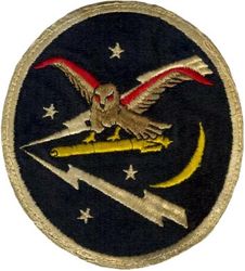 Night Torpedo Bomber Squadron 55 (VT(N)-55)
Established as Night Torpedo Bomber Squadron FIFTY FIVE (VT(N)-55) on 1 Mar 1945. Disestablished on 11 Dec 1945. 

Grumman TBM-1D/3D Avenger, 1945

Insignia approved by CNO on 19 Jun 1945. USA made, schiffli embroidery.

