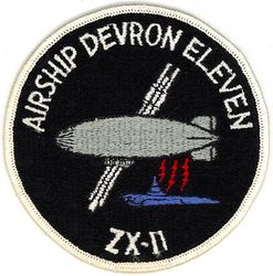 Airship Development Patrol Squadron 11 (ZX-11)
Active from Aug 1950-Dec 1957.
Insignia approved on 31 Aug 1950.

