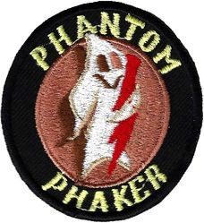 17th Defense Systems Evaluation Squadron Morale
Spoof on F-4 patch. May also have been used by 95 FITS. 1970s Korean made.

