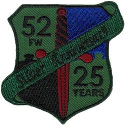 52d Fighter Wing 25th Anniversary
Worn in 1997, for 25 years at Spangdahlem AB. German made.
Keywords: subdued