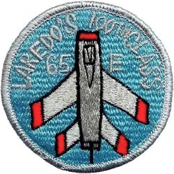 Class 1965-E Undergraduate Pilot Training
Japan made.
