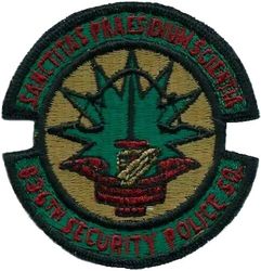 836th Security Police Squadron
Keywords: subdued