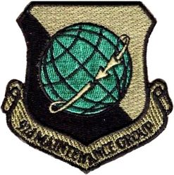 92d Maintenance Group
Keywords: subdued