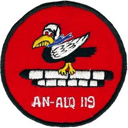 Westinghouse AN-ALQ 119 Jamming Pod
The AN/ALQ-119 is a noise and deception jamming pod with a single driver and dual outputs to provide dual-mode noise and repeater jamming outputs. Thai made.
