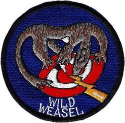 F-100F Super Sabre WILD WEASEL 1
Japan made.
