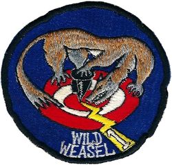 F-100F Super Sabre WILD WEASEL 1
Japan made.
