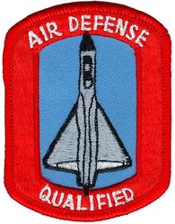 Tactical Air Command F-106 Air Defense Qualified
These aircraft specific qualification patches replaced the ADC ones when ADC was absorbed by TAC in 1979. Part of Air Defense, Tactical Air Command (ADTAC), which was active 79-85. Worn into the 1980s then discontinued. Taiwan made.
