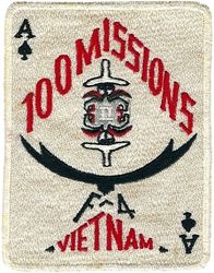 McDonnell Douglas F-4 Phantom II 100 Missions Vietnam
Larger chest patch, Japan made.
