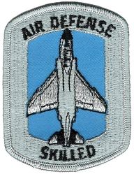 Tactical Air Command F-4 Air Defense Skilled
These aircraft specific qualification patches replaced the ADC ones when ADC was absorbed by TAC in 1979. Part of Air Defense, Tactical Air Command (ADTAC), which was active 79-85. Worn into the 1980s then discontinued.
