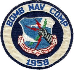 Strategic Air Command Bomb Nav Competition 1958
The Tenth Annual Bombing and Navigation Competition featured four crews
each from 38 SAC wings (two B-36s, 26 B-47s, one RB-47, 10 B-52s) and eight RAF
crews flying Valiants. The B-47s, RB-47s and Valiants staged at March AFB with the B-
36s and B-52s at Castle AFB.
