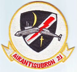 Air Anti-Submarine Squadron 21 (VS-21)
Established as Torpedo Squadron FORTY ONE (VT-41) on 26 Mar 1945. Redesignated Attack Squadron ONE E (VA-1E) on 15 Nov 1946. Attack Squadron ONE E (VA-1E) and Fighter Squadron ONE E (VF-1E) were merged into Composite Squadron TWO ONE (VC-21) on 1 Sep 1948. Redesignated Air Anti-Submarine Squadron TWO ONE (AIRASRON 21 or VS-21) on 23 Apr 1950; Sea Control Squadron TWO ONE (VS-21) on 1 Oct 1993. Disestablished on 28 Feb 2005.

Insignia submitted on 14 Jul 1955.

Grumman AF-2 Guardian, 1950-1955
Grumman S2F-1/2/2E Tracker, 1955-1974
Lockheed S-3A/B Viking, 1974-2005

