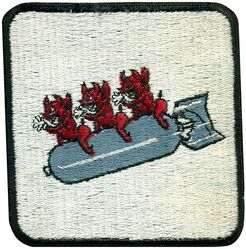 515th Bombardment Squadron, Medium 
Activated on 1 Dec 1958. Inactivated on 1 Jan 1962.
