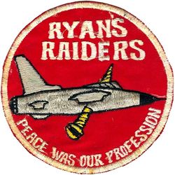 44th Tactical Fighter Squadron COMMANDO NAIL
Commando Nail F-105Fs operated by selected crews (Ryan's Raiders) from the 44th TFS at Korat flew numerous hazardous all-weather low-level bombing missions over North Vietnam, the first of these being on April 26, 1967. The Commando Nail F-105Fs were also used to develop tactics for the possible deployment of B-58 Hustlers to Southeast Asia. Also used by the 13 & 34 TFS. Japan made.
