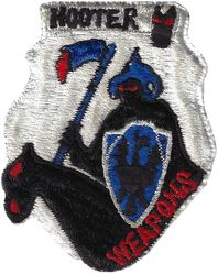 497th Tactical Fighter Squadron Weapons Section
Unit tactics experts, note FWS style shield. Korean made.
