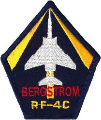 67th Tactical Reconnaissance Wing RF-4C
UK made, part of a series made there by aircrew that included ones done for active duty RF-4C bases Alconbury, Zweibrucken, Kadena and Bergstrom, in small numbers.

